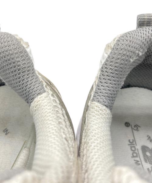 NEW BALANCE（ニューバランス）NEW BALANCE (ニューバランス) スニーカー ホワイト×グレー サイズ:24の古着・服飾アイテム