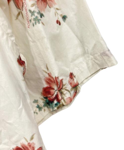 FORSOMEONE（フォーサムワン）FORSOMEONE (フォーサムワン) 半袖シャツ ホワイト×レッド サイズ:SIZE 46の古着・服飾アイテム