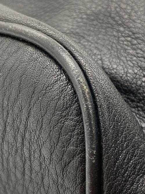 MICHAEL KORS（マイケルコース）MICHAEL KORS (マイケルコース) 巾着型ショルダーバッグ ホワイト×ブラックの古着・服飾アイテム