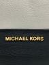 中古・古着 MICHAEL KORS (マイケルコース) 巾着型ショルダーバッグ ホワイト×ブラック：5000円