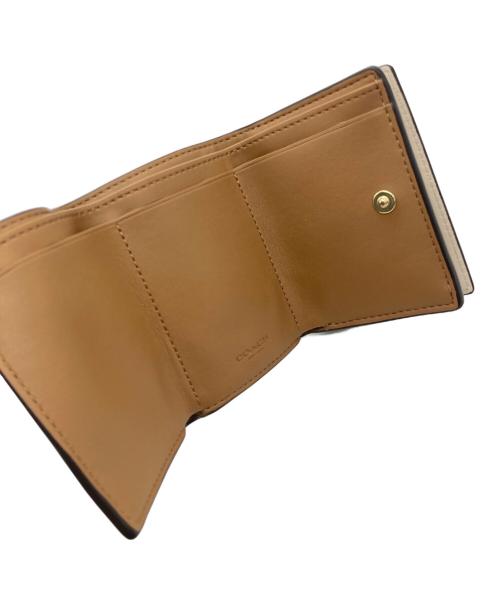 COACH（コーチ）COACH (コーチ) コンパクトウォレット ベージュ×ブラウンの古着・服飾アイテム