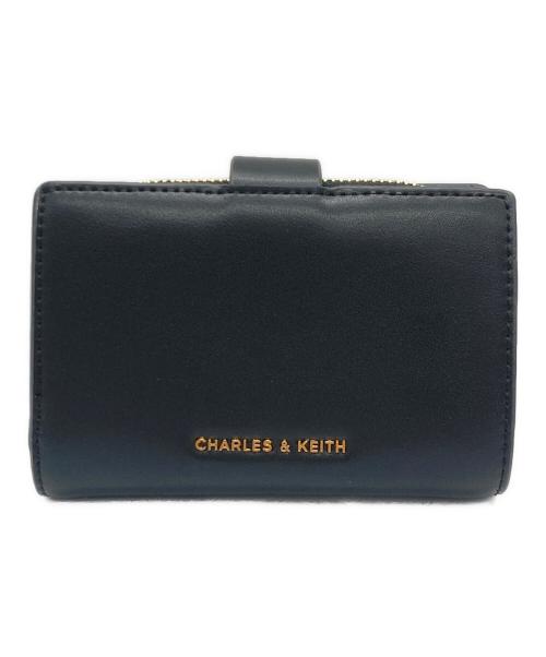 CHARLES & KEITH（チャールズアンドキース）CHARLES & KEITH (チャールズアンドキース) 2つ折り財布 ブラック×ゴールドの古着・服飾アイテム