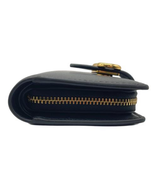 CHARLES & KEITH（チャールズアンドキース）CHARLES & KEITH (チャールズアンドキース) 2つ折り財布 ブラック×ゴールドの古着・服飾アイテム