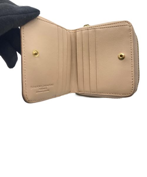 GIANNI CHIARINI（ジャンニ キアリーニ）GIANNI CHIARINI (ジャンニ キアリーニ) 2つ折り財布 ベージュの古着・服飾アイテム