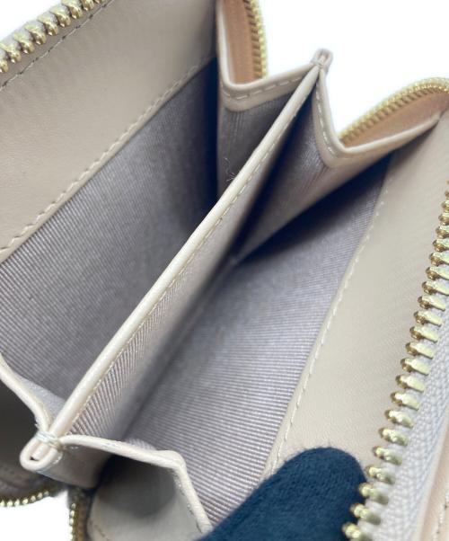 GIANNI CHIARINI（ジャンニ キアリーニ）GIANNI CHIARINI (ジャンニ キアリーニ) 2つ折り財布 ベージュの古着・服飾アイテム