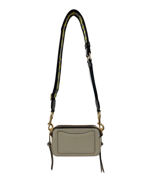 MARC JACOBS（マークジェイコブス）MARC JACOBS (マークジェイコブス) ショルダーバッグ ベージュの古着・服飾アイテム