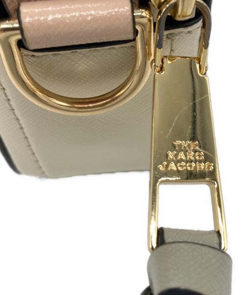 MARC JACOBS（マークジェイコブス）MARC JACOBS (マークジェイコブス) ショルダーバッグ ベージュの古着・服飾アイテム