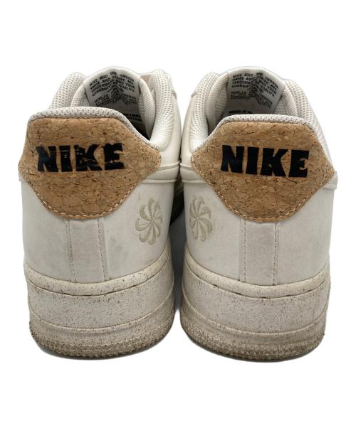 NIKE（ナイキ）NIKE (ナイキ) Air Force 1 Low '07 LV8 Next Nature Cork ホワイト サイズ:27の古着・服飾アイテム