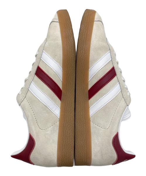 adidas（アディダス）adidas (アディダス) Gazelle 'Aluminium Burgundy（ガゼル アルミニウム バーガンディ） アイボリー×レッド サイズ:25.5の古着・服飾アイテム