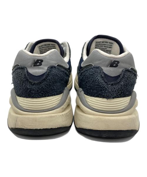 NEW BALANCE（ニューバランス）NEW BALANCE (ニューバランス) ローカットスニーカー ネイビー×アイボリー サイズ:26の古着・服飾アイテム