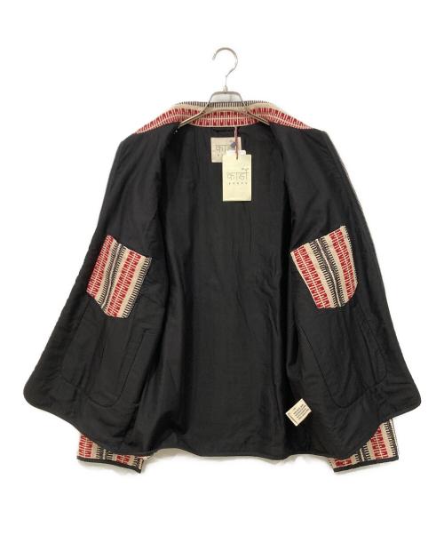 KARDO（カルド）KARDO (カルド) ジャケット レッド×ベージュ サイズ:Lサイズ 未使用品の古着・服飾アイテム