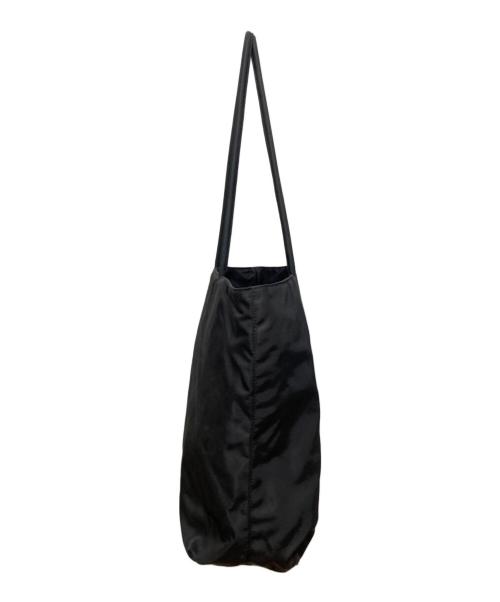 PRADA（プラダ）PRADA (プラダ) ナイロントートバッグ ブラックの古着・服飾アイテム