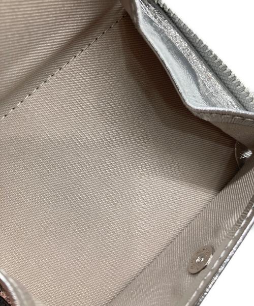 Perche（ペルケ）Perche (ペルケ) green label relaxing (グリーンレーベルリラクシング) レザードットウォレット シルバーカラーの古着・服飾アイテム