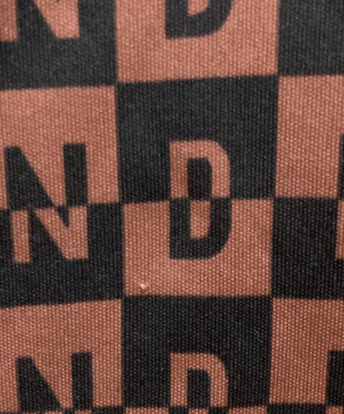 FENDI（フェンディ）FENDI (フェンディ) ロゴパターン半袖カットソー ブラウン×ブラック サイズ:40の古着・服飾アイテム