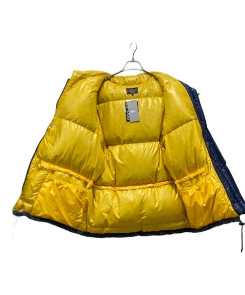 PALACE（パレス）PALACE (パレス) BEAMS PLUS (ビームスプラス) Expedition Down Jacket ネイビー×イエロー サイズ:Lサイズ 未使用品の古着・服飾アイテム