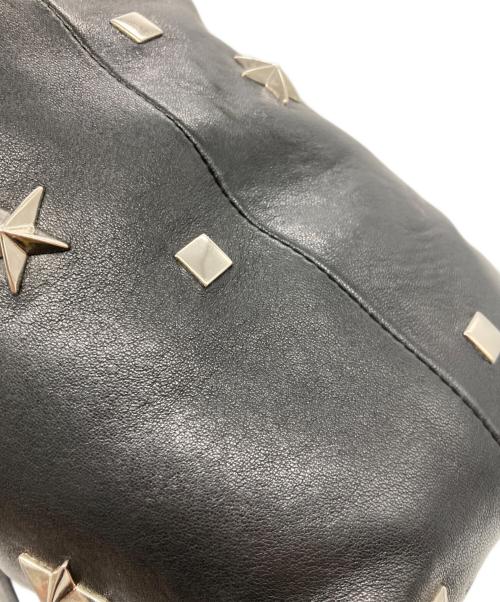 JIMMY CHOO（ジミーチュウ）JIMMY CHOO (ジミーチュウ) スタッズトートバッグ ブラックの古着・服飾アイテム