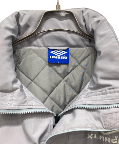 X-LARGE（エクストララージ）X-LARGE (エクストララージ) UMBRO (アンブロ) 中綿ジャケット グレー サイズ:Lの古着・服飾アイテム