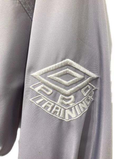 X-LARGE（エクストララージ）X-LARGE (エクストララージ) UMBRO (アンブロ) 中綿ジャケット グレー サイズ:Lの古着・服飾アイテム