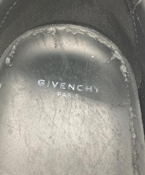 GIVENCHY（ジバンシィ）GIVENCHY (ジバンシィ) スニーカー ホワイト サイズ:41の古着・服飾アイテム