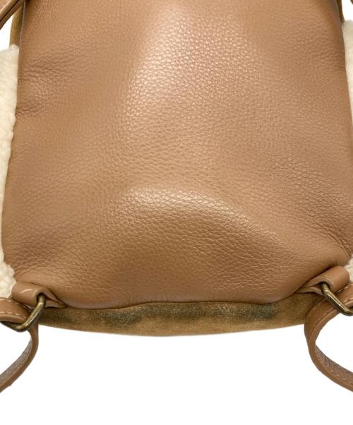 UGG（アグ）UGG (アグ) DANNIE II MINI BACKPACK SHEEP ブラウン×ホワイトの古着・服飾アイテム