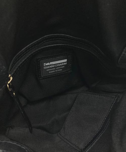 GIANNI CHIARINI（ジャンニ キアリーニ）GIANNI CHIARINI (ジャンニ キアリーニ) ショルダーバッグの古着・服飾アイテム