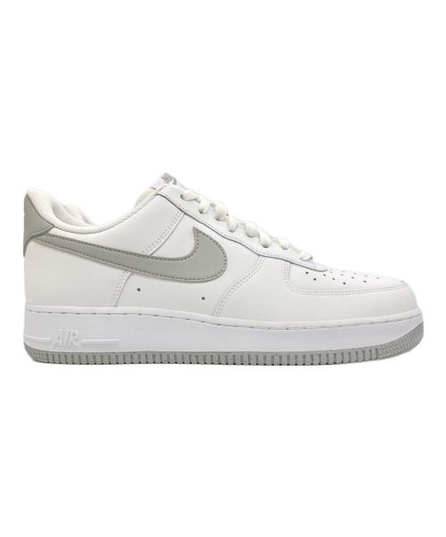 NIKE（ナイキ）NIKE (ナイキ) ナイキ エア フォース 1 '07 ホワイト×グレー サイズ:28cmの古着・服飾アイテム