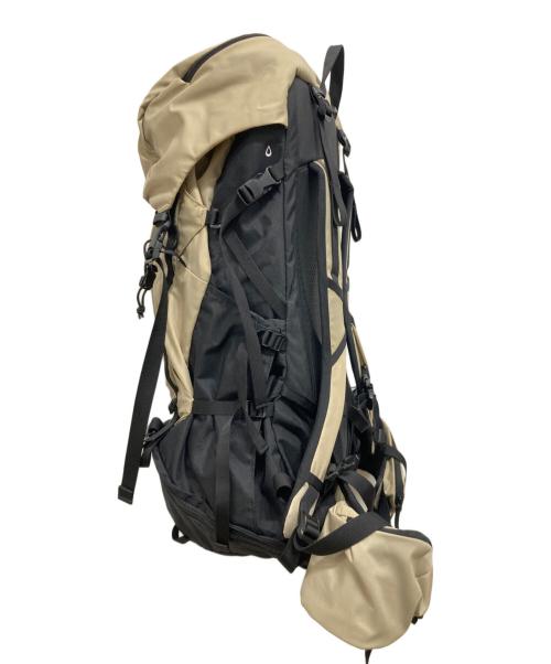 THE NORTH FACE（ザ ノース フェイス）THE NORTH FACE (ザ ノース フェイス) バックパック ベージュ×ブラックの古着・服飾アイテム