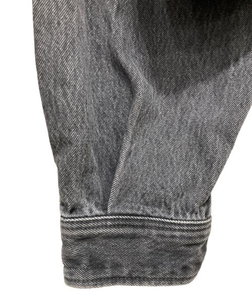 LEE（リー）LEE (リー) MIESROHE (ミースロエ) ショート丈デニムシャツ グレー サイズ:SIZE FREEの古着・服飾アイテム