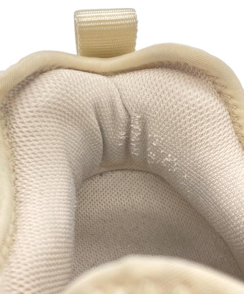 UGG（アグ）UGG (アグ) ハイカットスニーカー アイボリー サイズ:24cmの古着・服飾アイテム