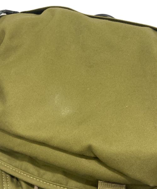 untrack（アントラック）untrack (アントラック) リュック カーキの古着・服飾アイテム