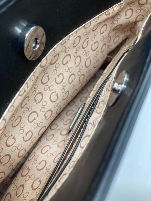 GUESS（ゲス）GUESS (ゲス) 2WAYショルダーバッグ ブラック×グレーの古着・服飾アイテム