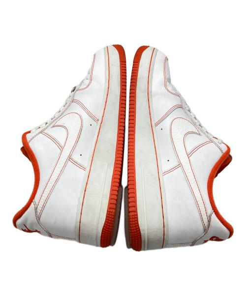NIKE（ナイキ）NIKE (ナイキ) ローカットスニーカー ホワイト×オレンジ サイズ:27cmの古着・服飾アイテム