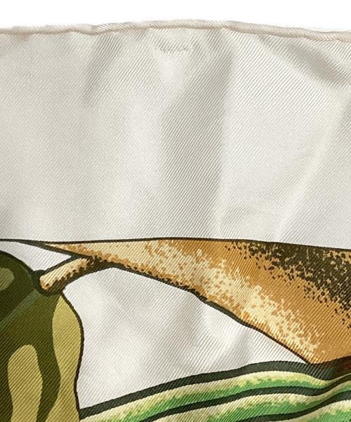 HERMES（エルメス）HERMES (エルメス) シルクスカーフ レッド×グリーンの古着・服飾アイテム
