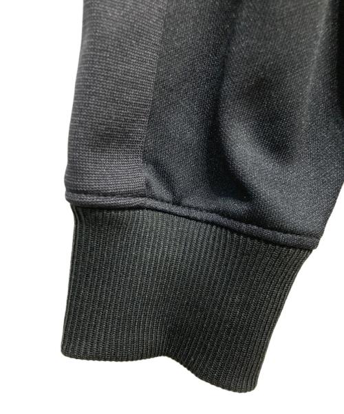 FRED PERRY（フレッドペリー）FRED PERRY (フレッドペリー) プルオーバーパーカー ブラック サイズ:Mサイズの古着・服飾アイテム