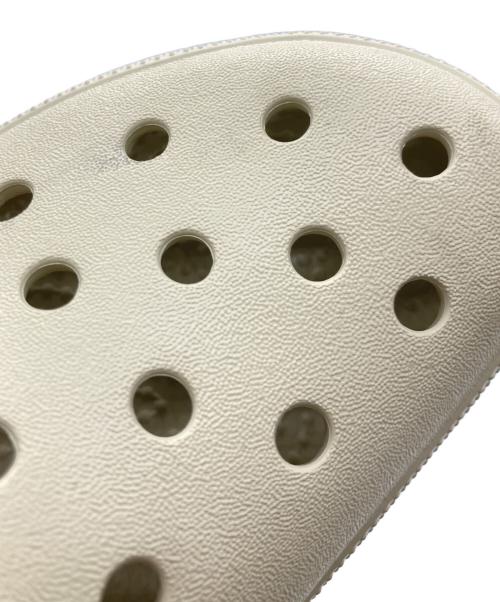 crocs（クロックス）crocs (クロックス) サンダル ベージュ サイズ:SIZE 7の古着・服飾アイテム