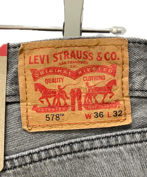 LEVI'S（リーバイス）LEVI'S (リーバイス) デニムパンツ グレー サイズ:W36×L32 未使用品の古着・服飾アイテム