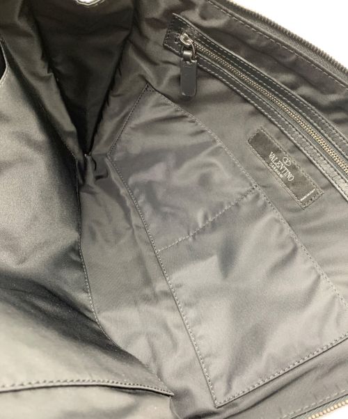 VALENTINO（ヴァレンティノ）VALENTINO (ヴァレンティノ) クラッチバッグ ブラックの古着・服飾アイテム
