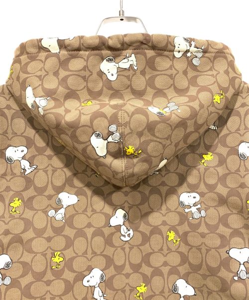 COACH（コーチ）COACH (コーチ) PEANUTS (ピーナッツ) パーカー ブラウン×ブラック サイズ:SIZE Mの古着・服飾アイテム