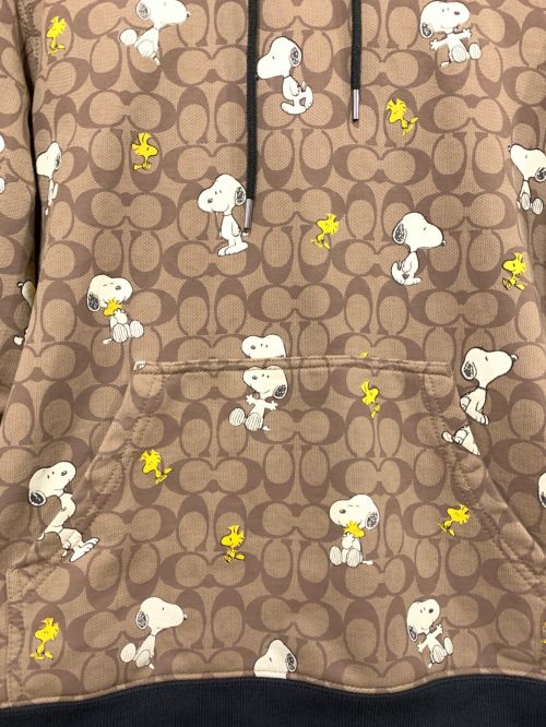 COACH（コーチ）COACH (コーチ) PEANUTS (ピーナッツ) パーカー ブラウン×ブラック サイズ:SIZE Mの古着・服飾アイテム