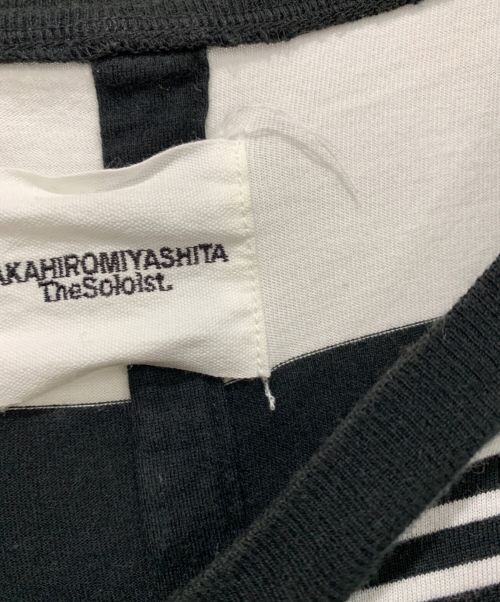 TAKAHIROMIYASHITA TheSoloIst.（タカヒロミヤシタ ザソロイスト）TAKAHIROMIYASHITA TheSoloIst. (タカヒロミヤシタ ザソロイスト) crew neck striped s/s tee.  ホワイト×ブラック サイズ:SIZE48の古着・服飾アイテム
