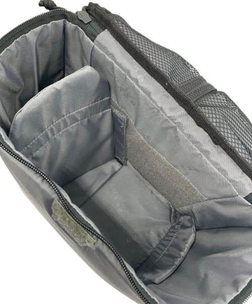 luxxe（ラグゼ）luxxe (ラグゼ) グリッド ジップバックパックの古着・服飾アイテム