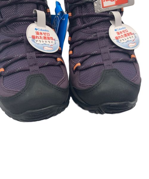 Columbia（コロンビア）Columbia (コロンビア) セイバー ファイブ ミッド アウトドライ パープル サイズ:25.5cm 未使用品の古着・服飾アイテム