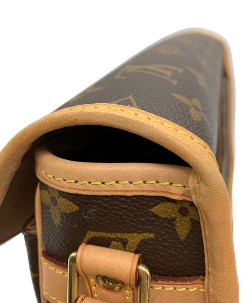 LOUIS VUITTON（ルイ ヴィトン）LOUIS VUITTON (ルイ ヴィトン) モノグラム ソローニュ ブラウンの古着・服飾アイテム