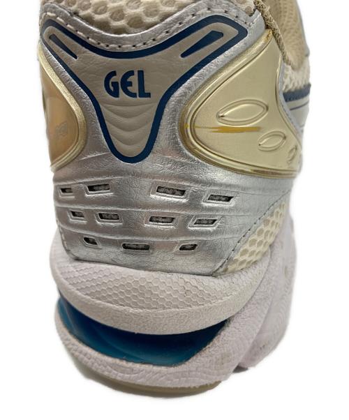 asics（アシックス）asics (アシックス) スニーカー CREAM/PURE SILVER サイズ:26.5の古着・服飾アイテム