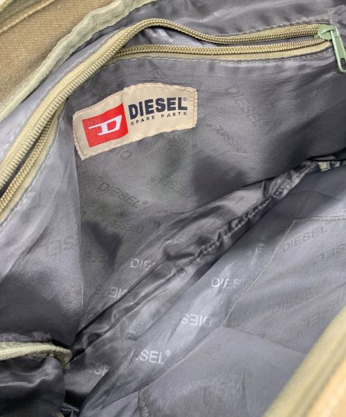 DIESEL（ディーゼル）DIESEL (ディーゼル) ミリタリーメッセンジャーバッグ カーキの古着・服飾アイテム