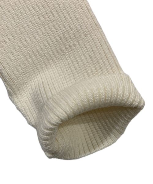 JOHN LAWRENCE SULLIVAN（ジョン ローレンス サリバン）JOHN LAWRENCE SULLIVAN (ジョン ローレンス サリバン) スクエアネックニット ホワイト サイズ:Sサイズの古着・服飾アイテム