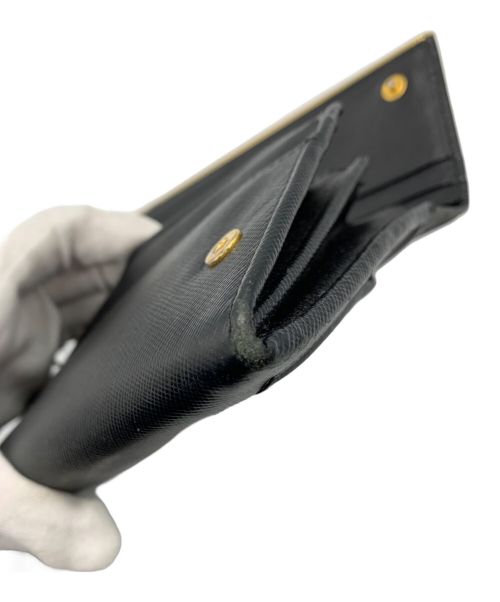 PRADA（プラダ）PRADA (プラダ) サフィアーノメタル ブラックの古着・服飾アイテム