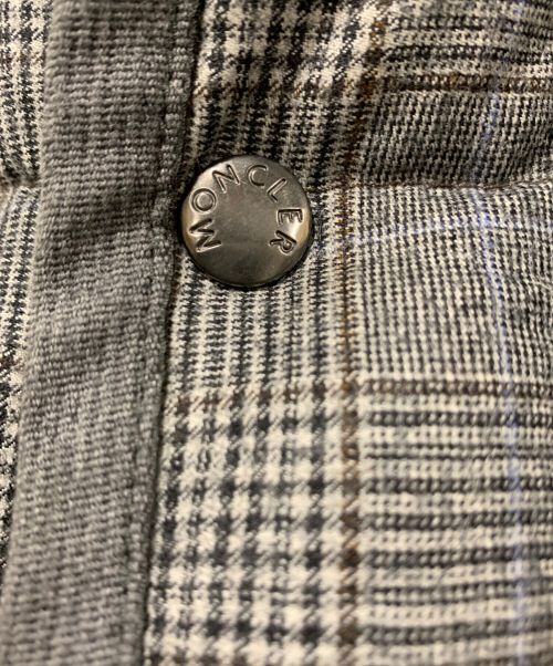 MONCLER（モンクレール）MONCLER (モンクレール) ダウンジャケット　DUBLIN グレー サイズ:Mサイズの古着・服飾アイテム