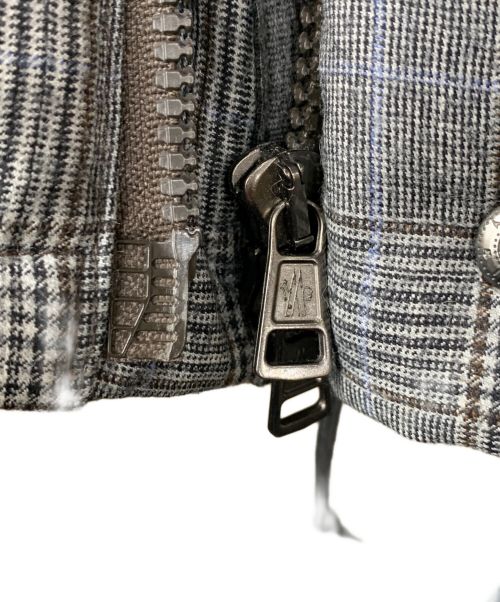 MONCLER（モンクレール）MONCLER (モンクレール) ダウンジャケット　DUBLIN グレー サイズ:Mサイズの古着・服飾アイテム