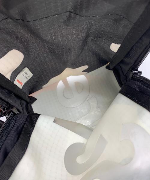 SUPREME（シュプリーム）SUPREME (シュプリーム) ネックポーチ レッド×ブラックの古着・服飾アイテム